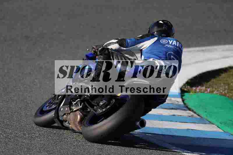 Archiv-2025/02 28.-31.01.2025 Moto Center Thun Jerez/gruen-green/backside